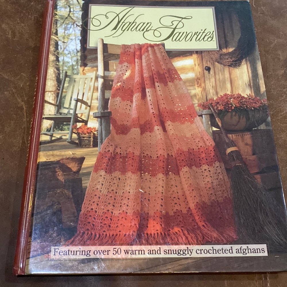 Afghan Favorites by The Needlecraft Shop